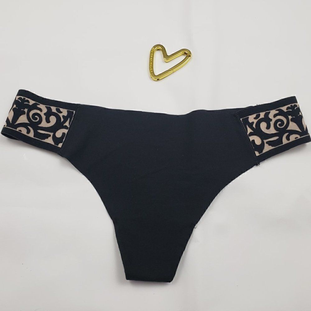 VS Sexy Seamless Black NO SHOW Velvet Panels THONG